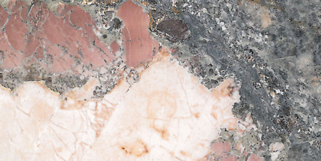 Breccia di montepulciano